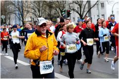 Berliner Halbmarathon 2008 - IX - Einblick ...