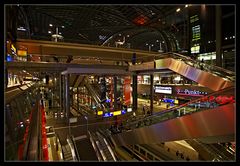 Berliner Hauptbahnhof inside /1.