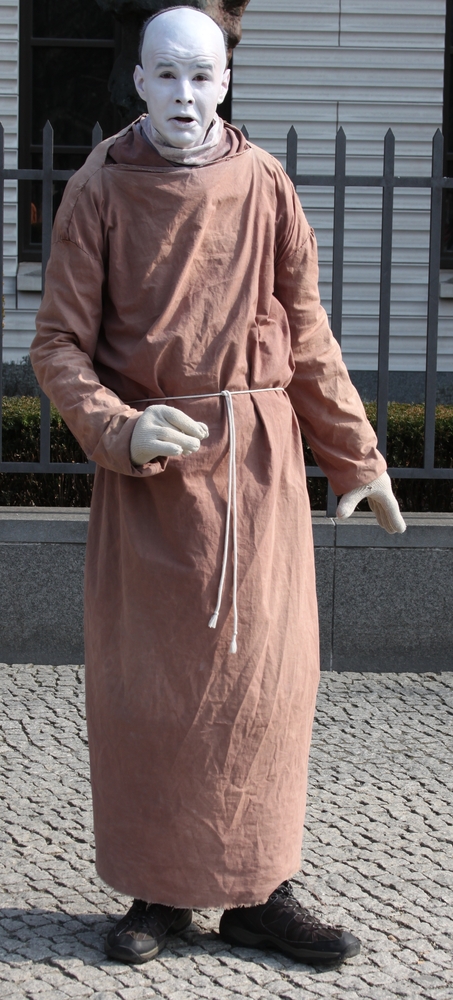 Berliner Impressionen I - Menschenskulptur