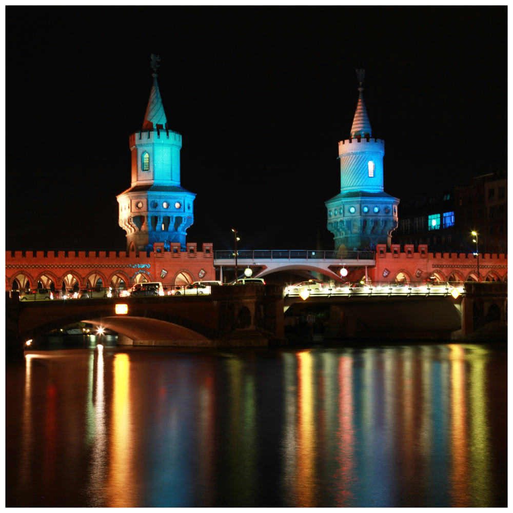 - Berliner Oberbaumbrücke -