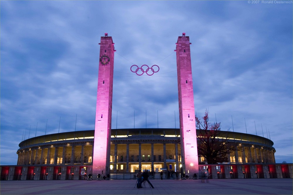 Berliner Olympiastadion Eingang- Festival of Lights 2007
