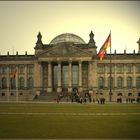 * BERLINER REICHSTAGSGEBÄUDE *