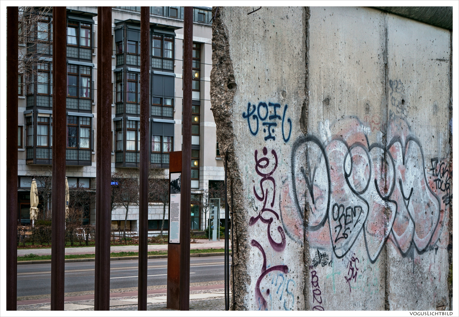 Berliner Rest-Mauer Abklatsch 1