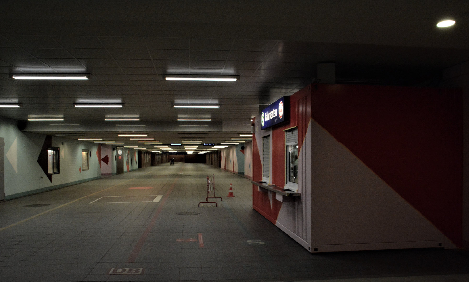 Berliner S-Bahn Station Flughafen BER T5