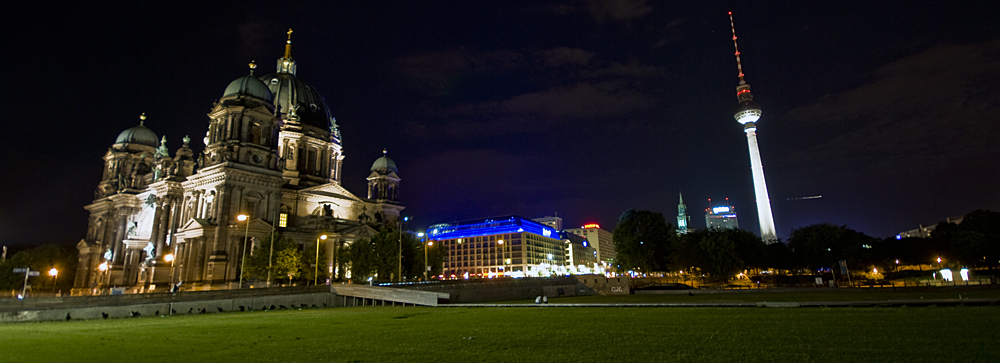 Berliner Sommernacht by Basti Voigt 