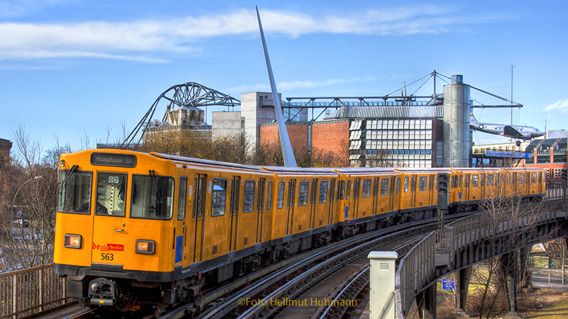 BERLINER U-BAHN OBEN