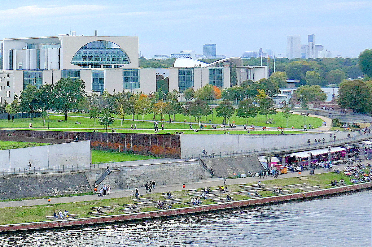 Berlin:Regierungsviertel mit Kanzleramt