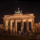 Berlins Geister - Das Brandenburger Tor, am Samstag in der Nacht.