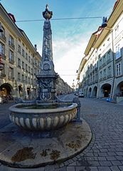 Bern, Kramgasse, Kreuzgassbrunnen