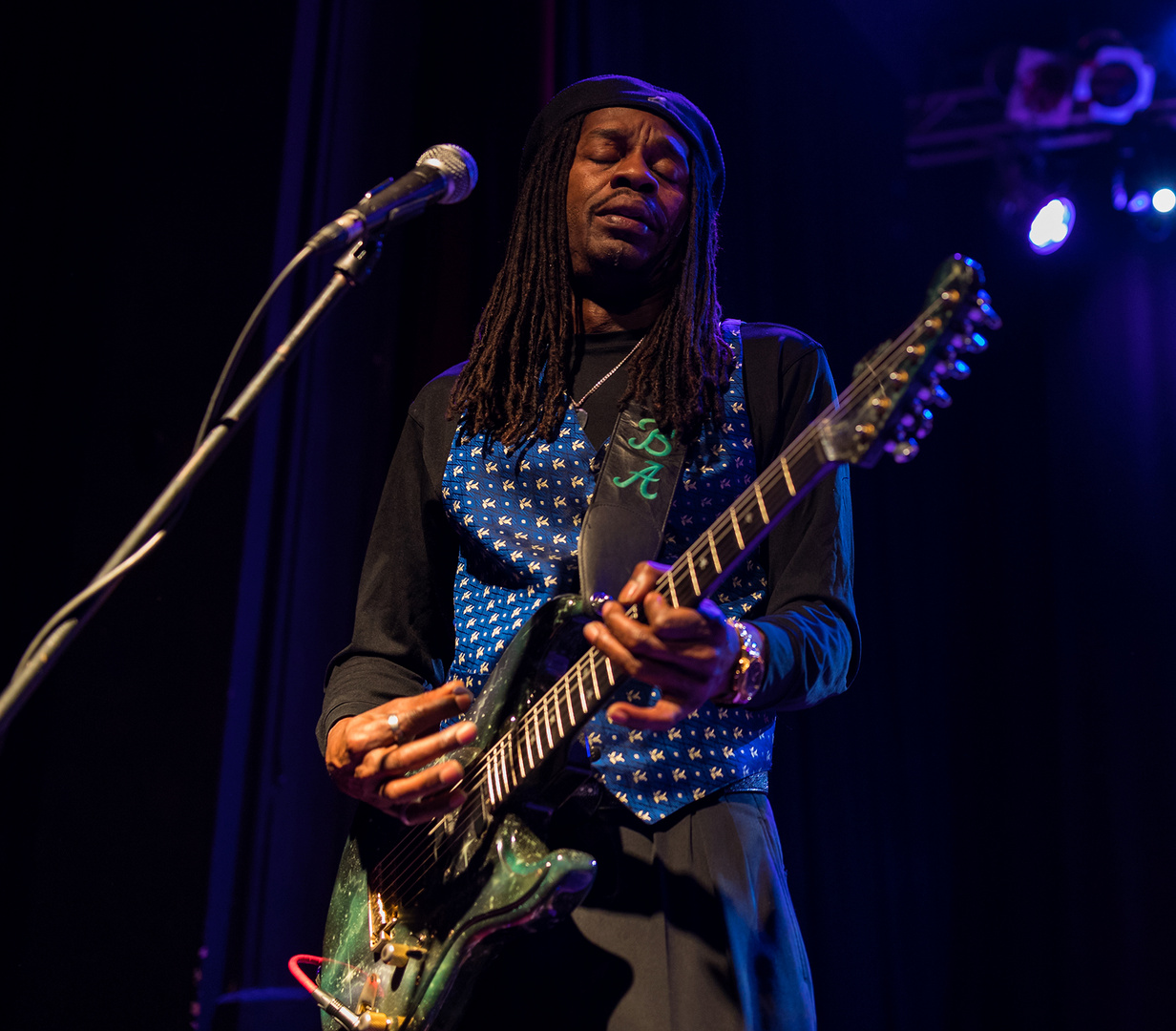 Bernard Allison spielt Voodoo Child (Jimi Hendrix), Blues Caravan 2018