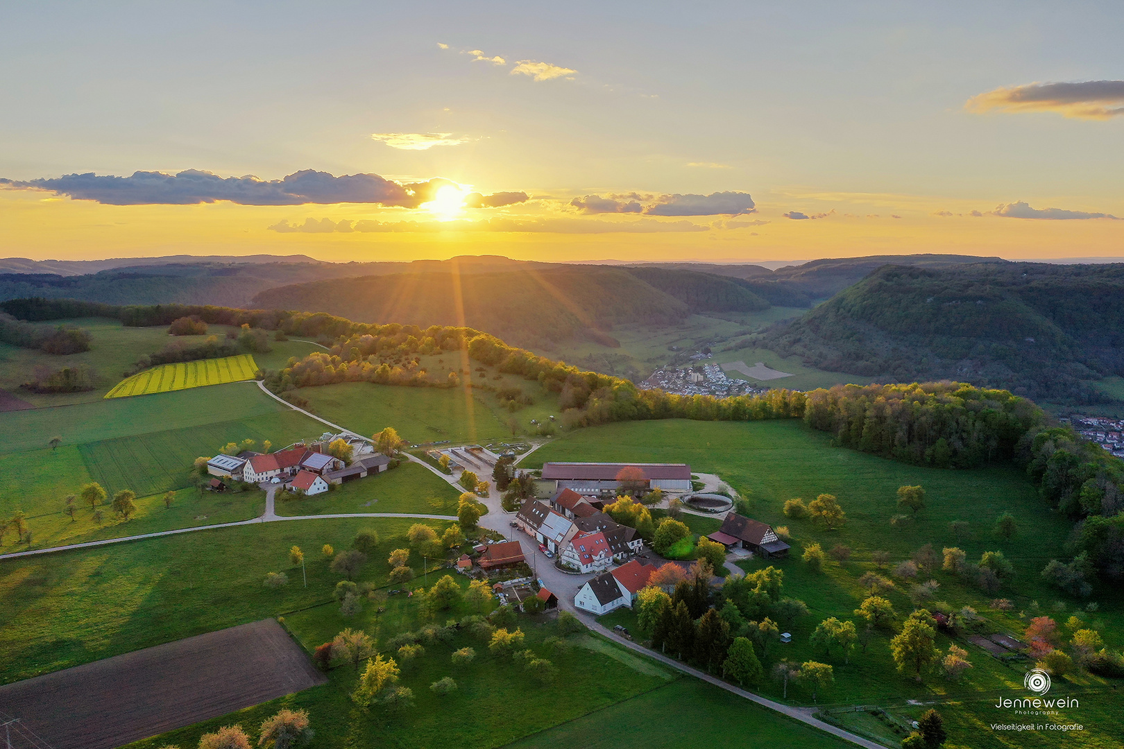 ~ Berneck (Deggingen) bei Sonnenuntergang ~