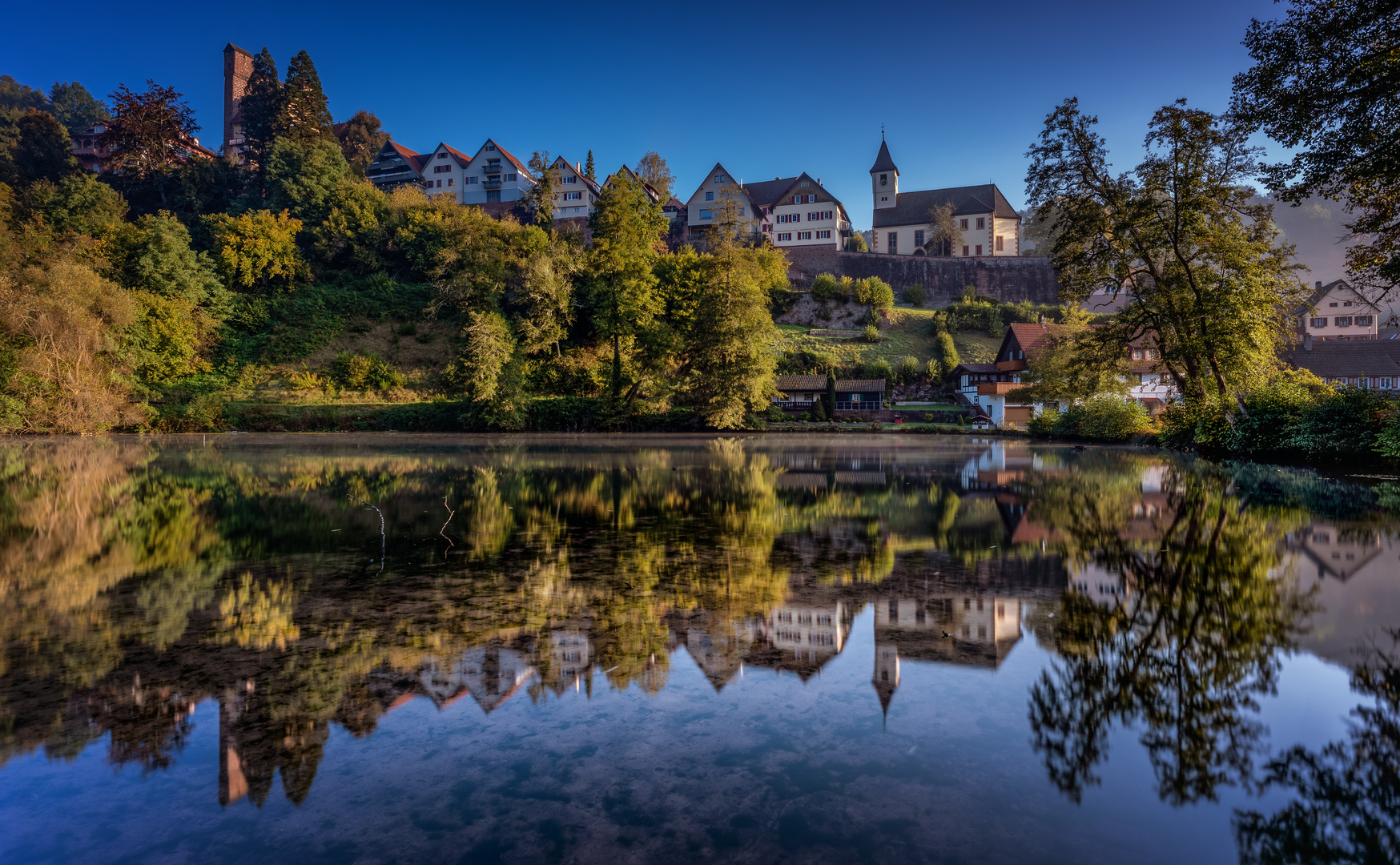 Berneck im Morgenlicht 