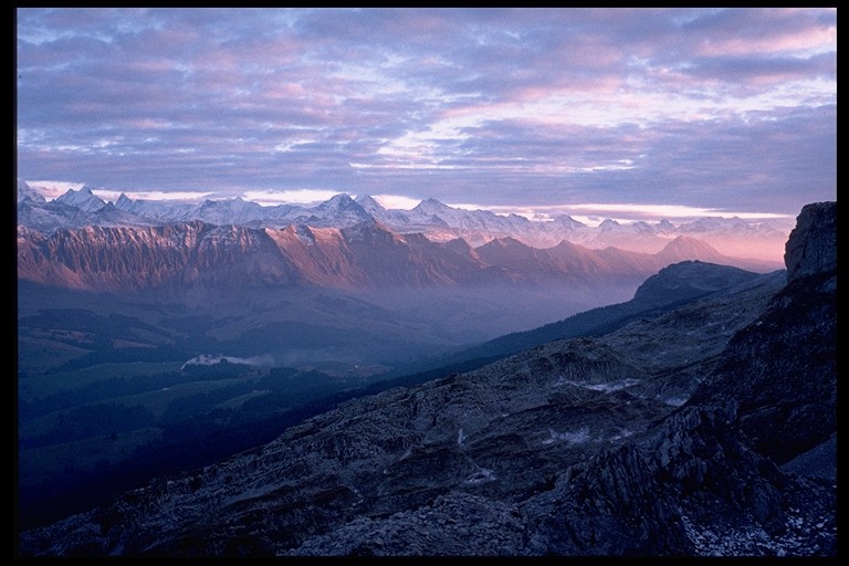 Berner Alpen im Abendlicht