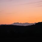 Berner Alpen in der Abenddämmerung