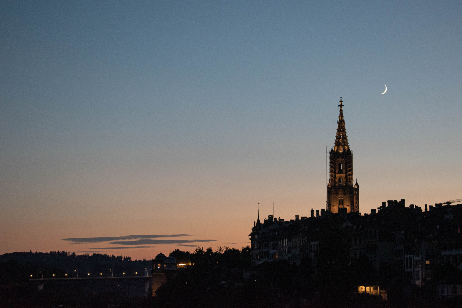 Berner Münster by night