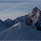 Berneralpen im ersten Sonnenstrahl