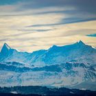 Berneralpen mit Finsteraarhorn