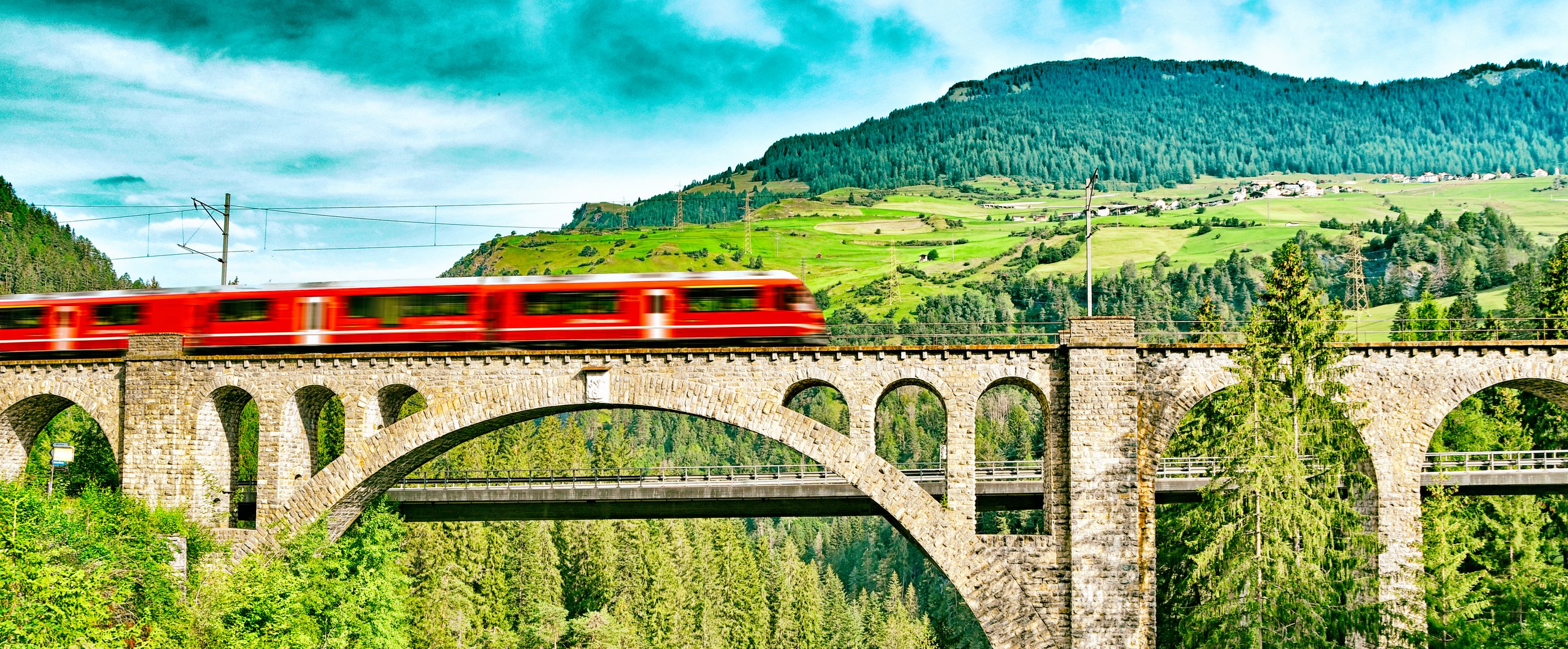 BERNINA EXPRESS 