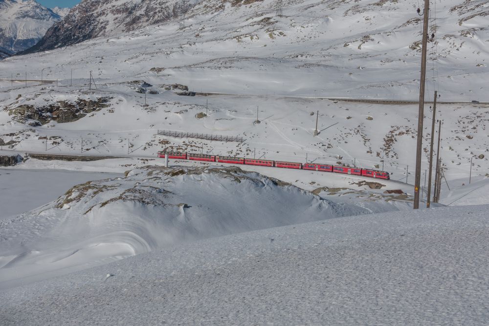 Bernina-Express_am Lago Bianco_BerninaPass