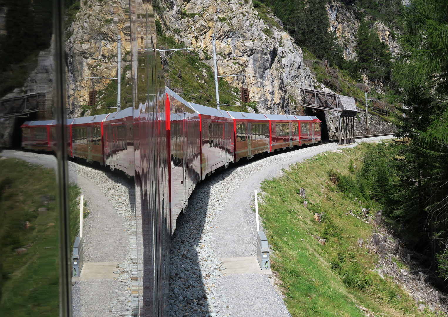 Berninaexpress mit Spiegelung