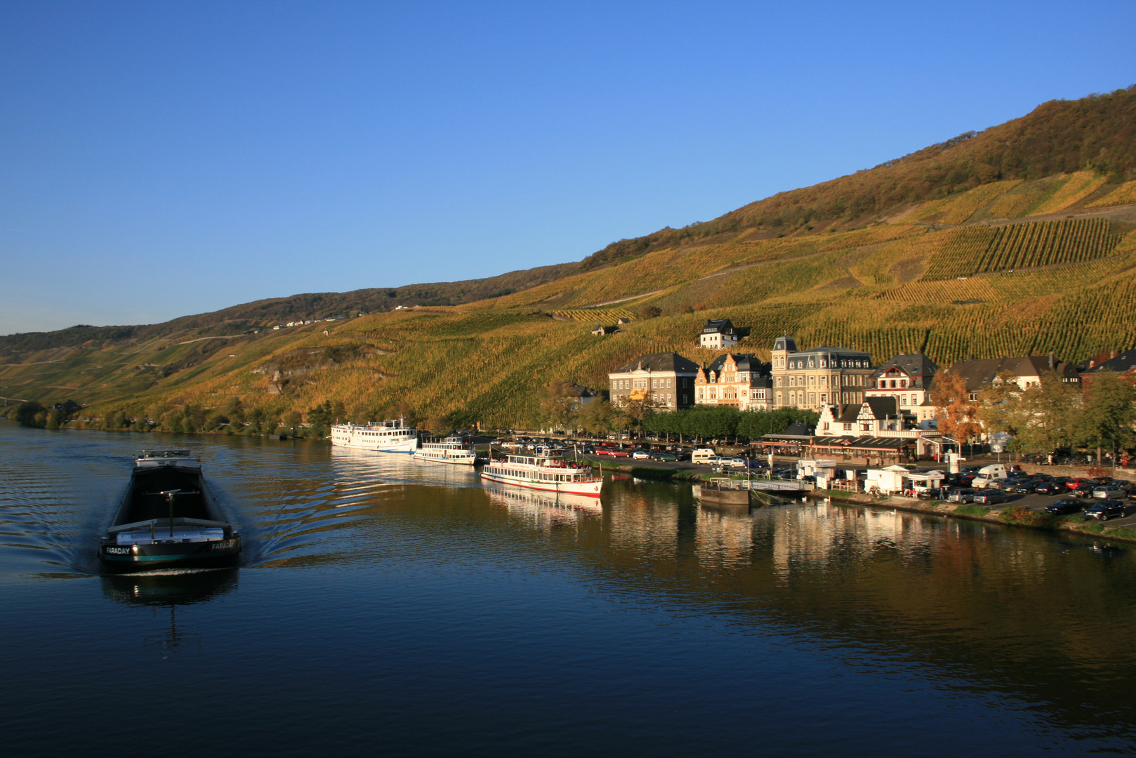 Bernkastel-Kues an einem Herbstabend