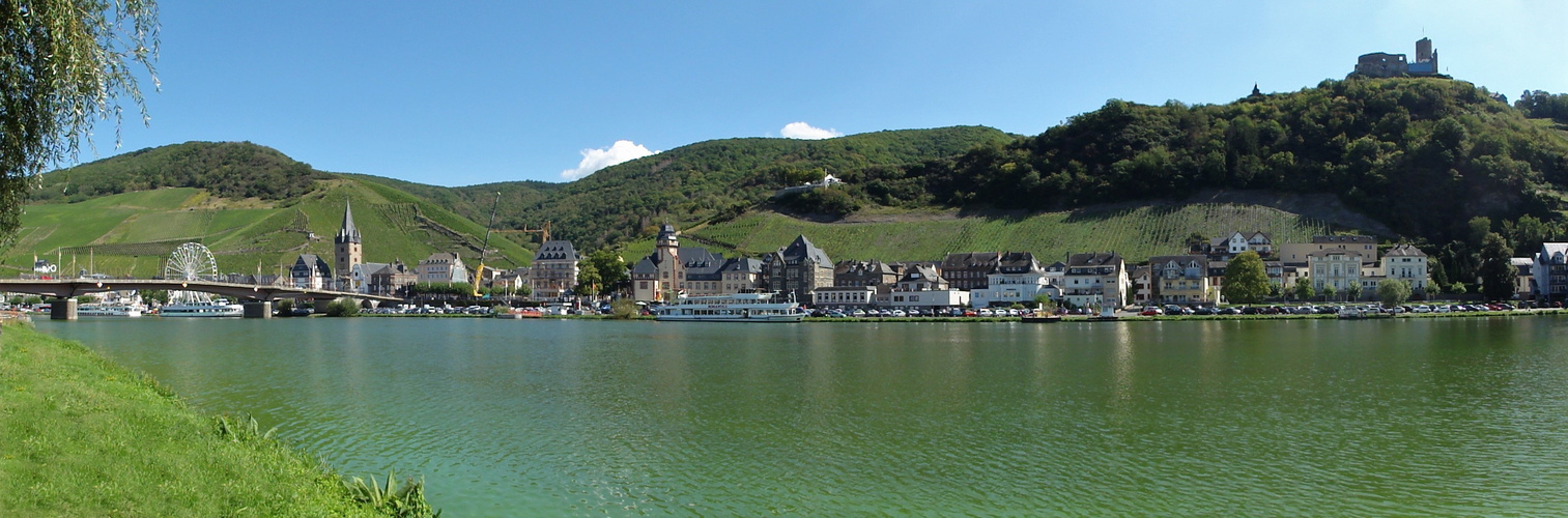 Bernkastel Panorama (verbesserte Version)