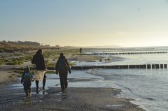 Bernsteinsuche  auf Hiddensee 