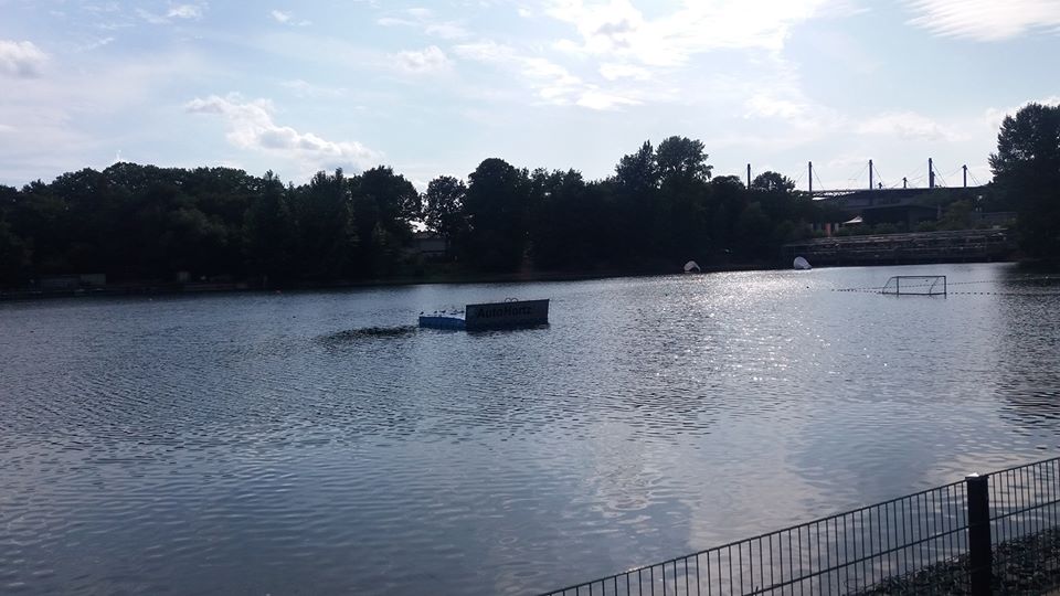 Bertasee mit Wasserballfeld