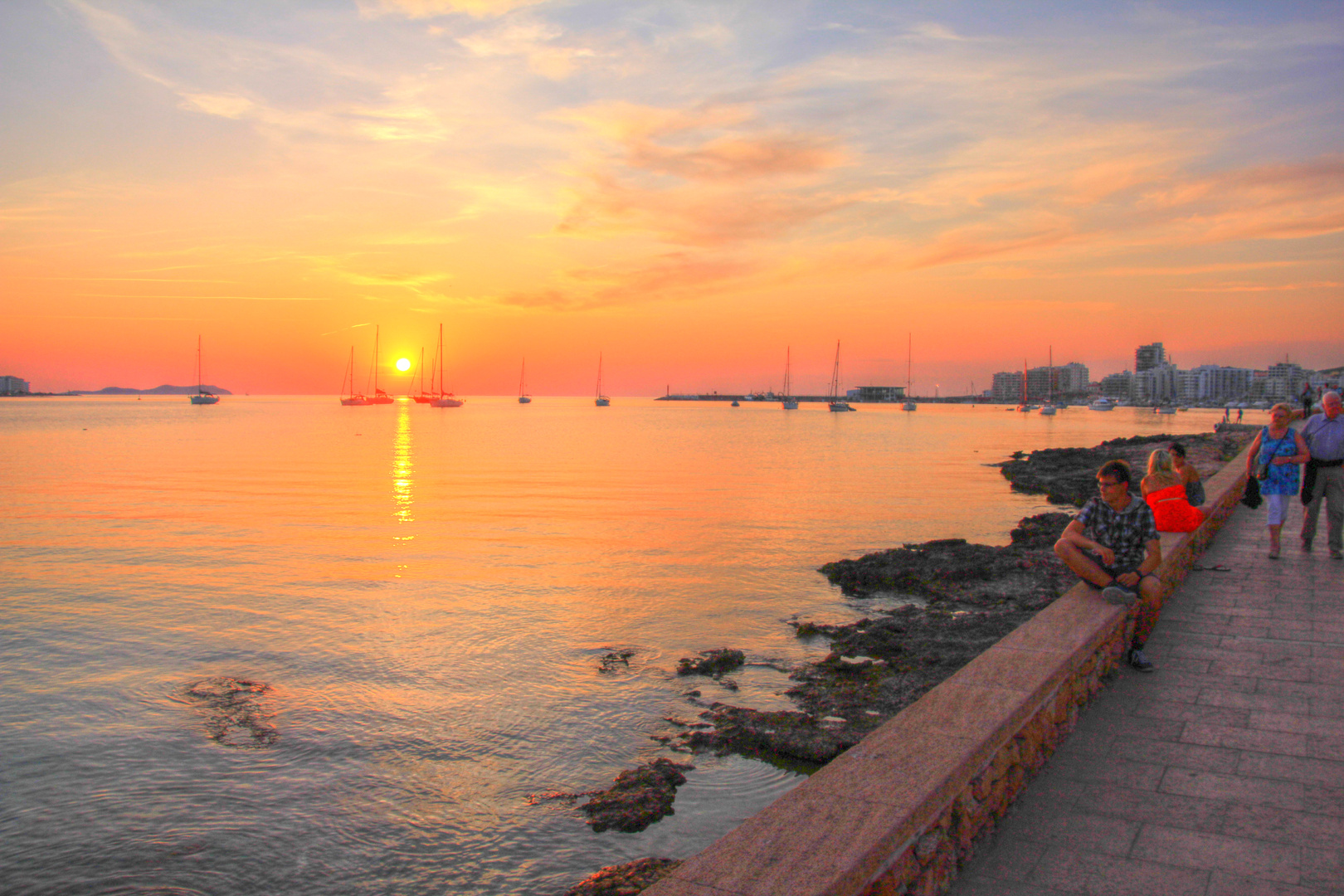 Berühmter Sonnenuntergang in San Antoni de Portmany