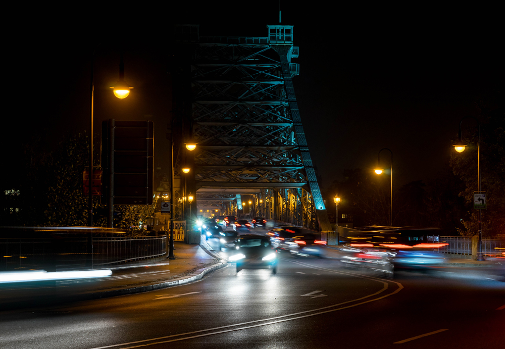 Berufsverkehr auf dem Blauen Wunder Dresden