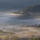 Berwartstein im Nebelmeer