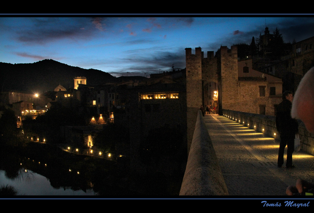 BESALU LA NUIT