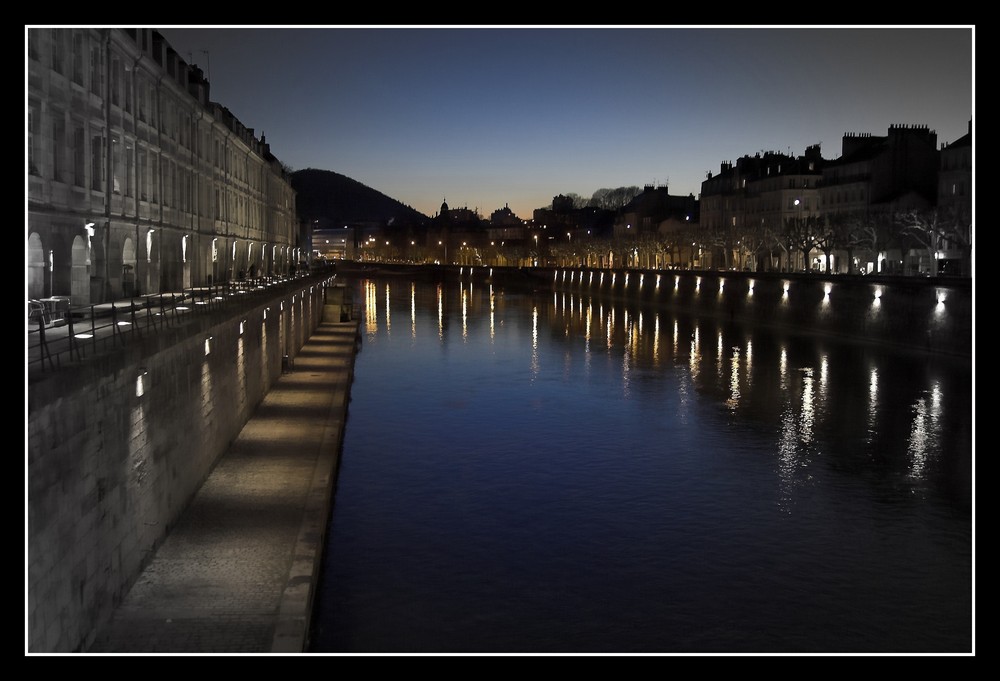 Besançon by night