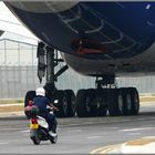 Beschleunigungstests zwischen A 380 und Moped ??