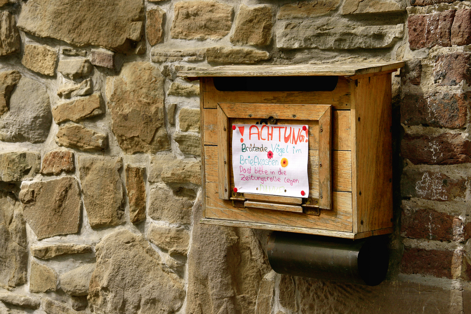 besetzter Briefkasten