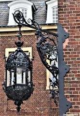 Besonders alte Lampe am Schloss Nordkirchen