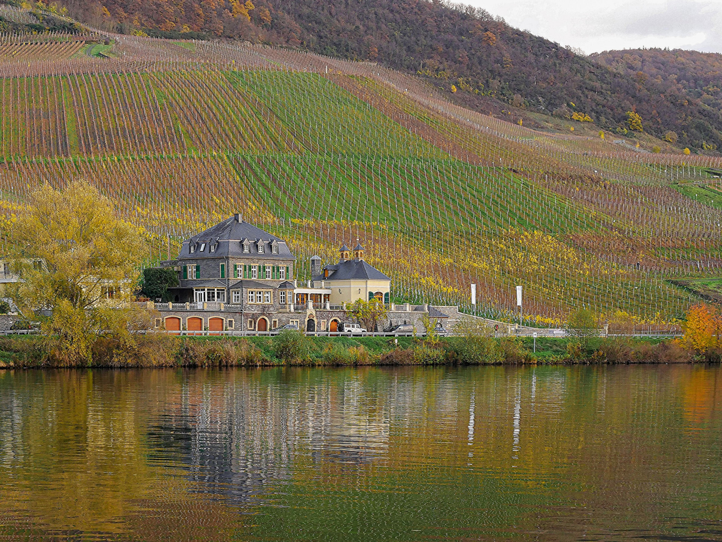 Besuch in BKS-Herbstzeit-Spiegelung-Farbenpracht-2-4