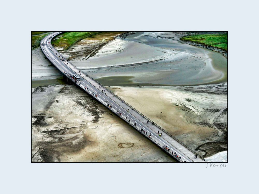 - "Besucher-Autobahn" zur Isle de Mont St. Michel -