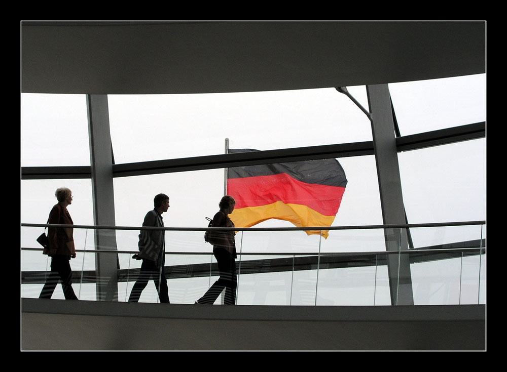 Besucher im Reichstag