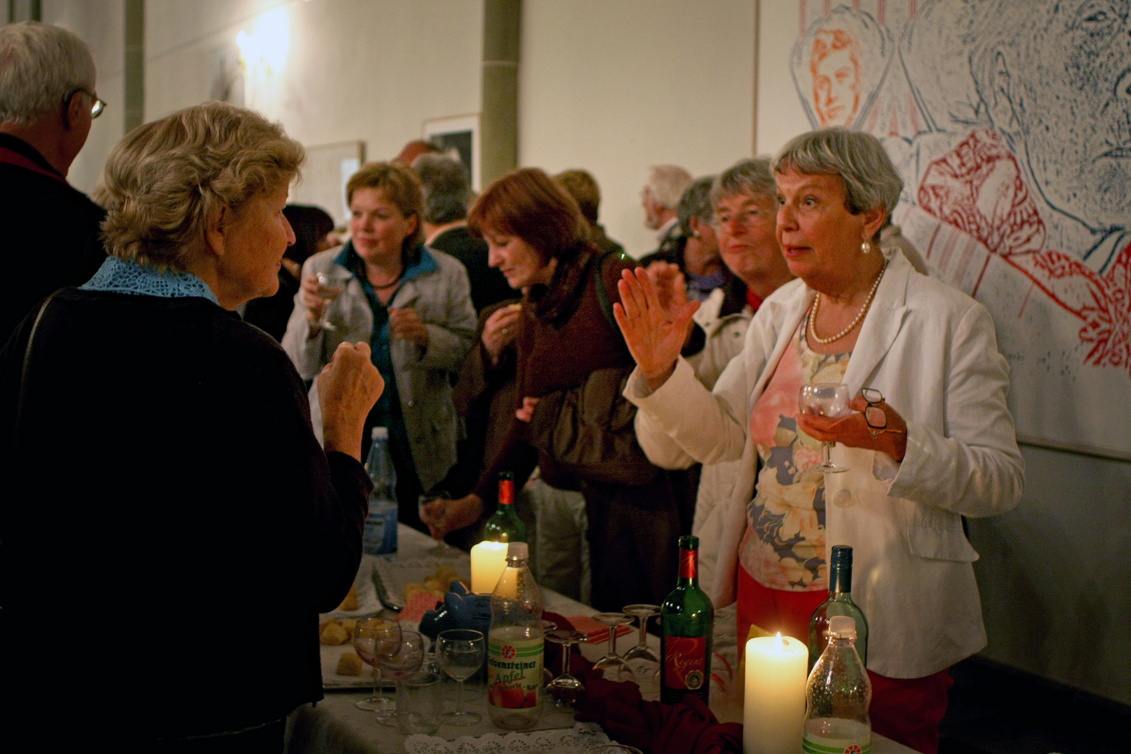 Besucher in der Thomae-Kirche in Soest …