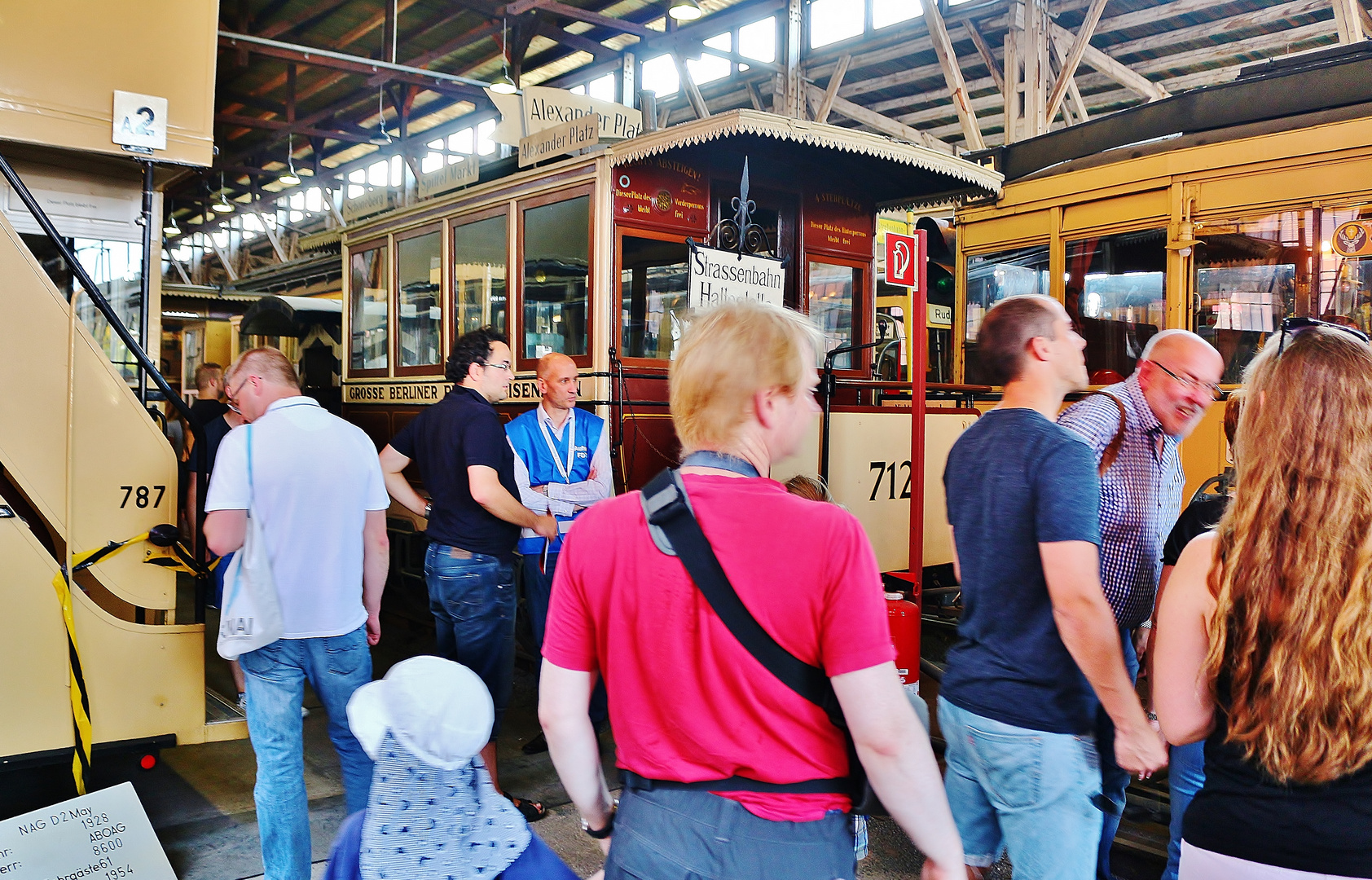 Besucherandrag in der Monumentenhalle