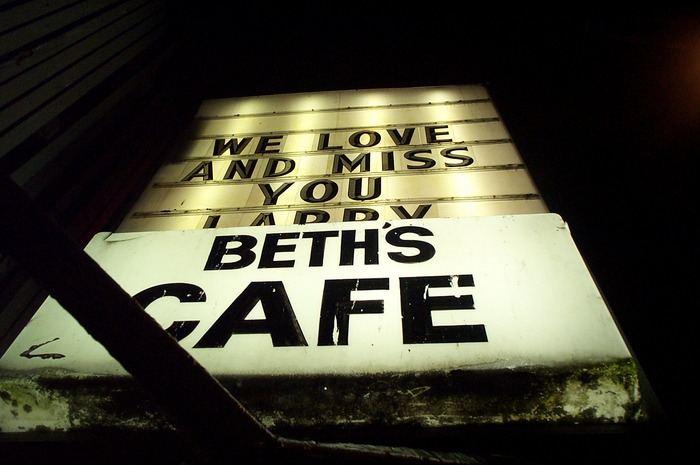 Beth's Café