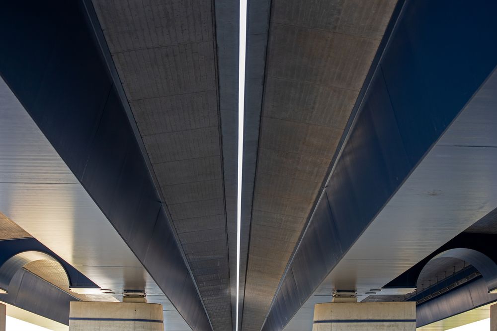 Betonlandschaft. Autobahnbrücke A 26 über die Este,  Buxtehude