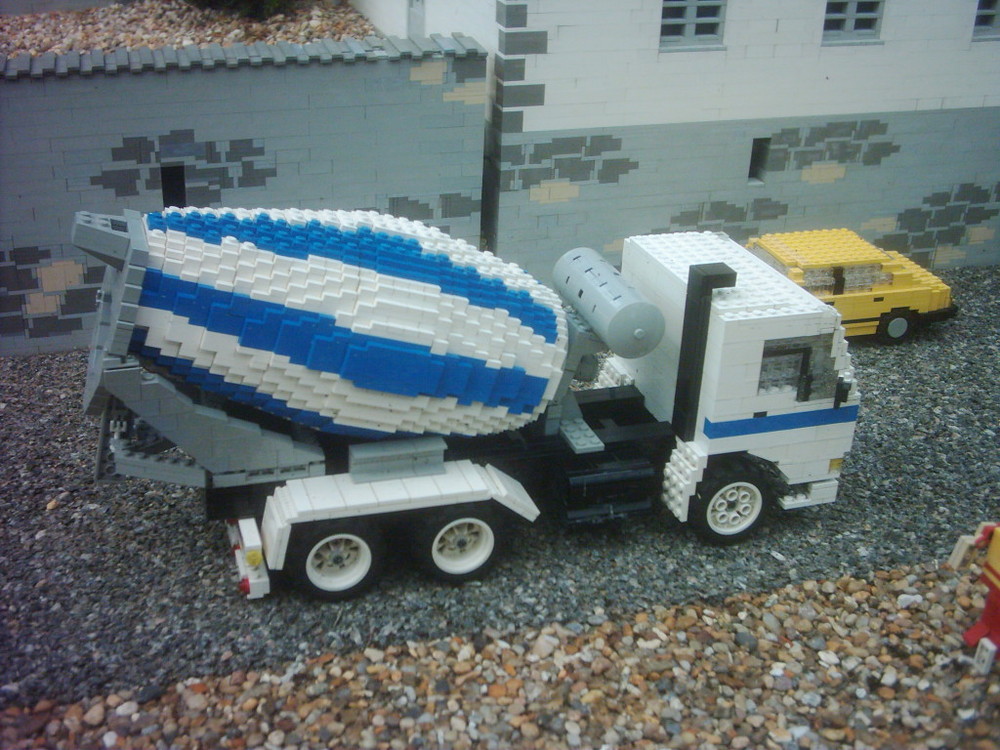 betonmischer aus lego - legoland billund