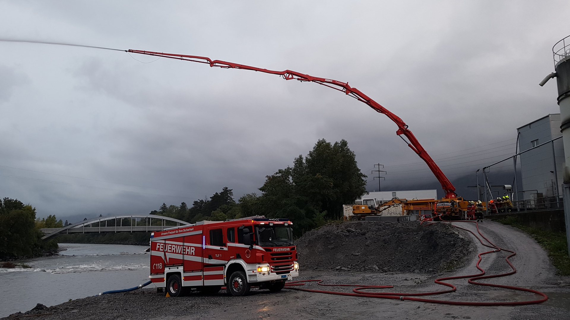 Betonpumpe für den Löscheinsatz