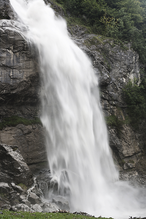 Bettbachfall im Muotathal nach eine intensiven Regentag