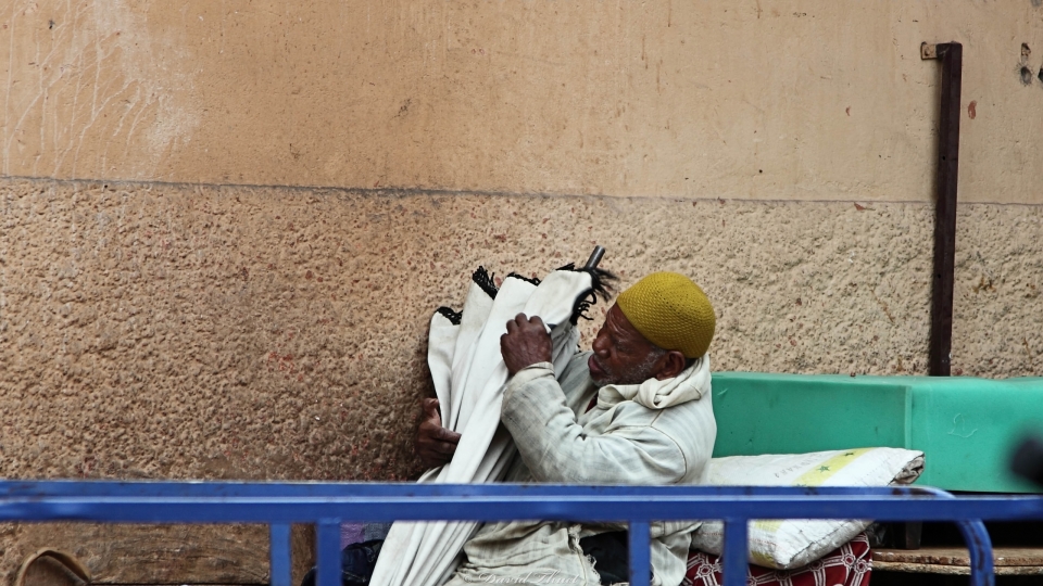 Bettlerin in Marrakech (1)