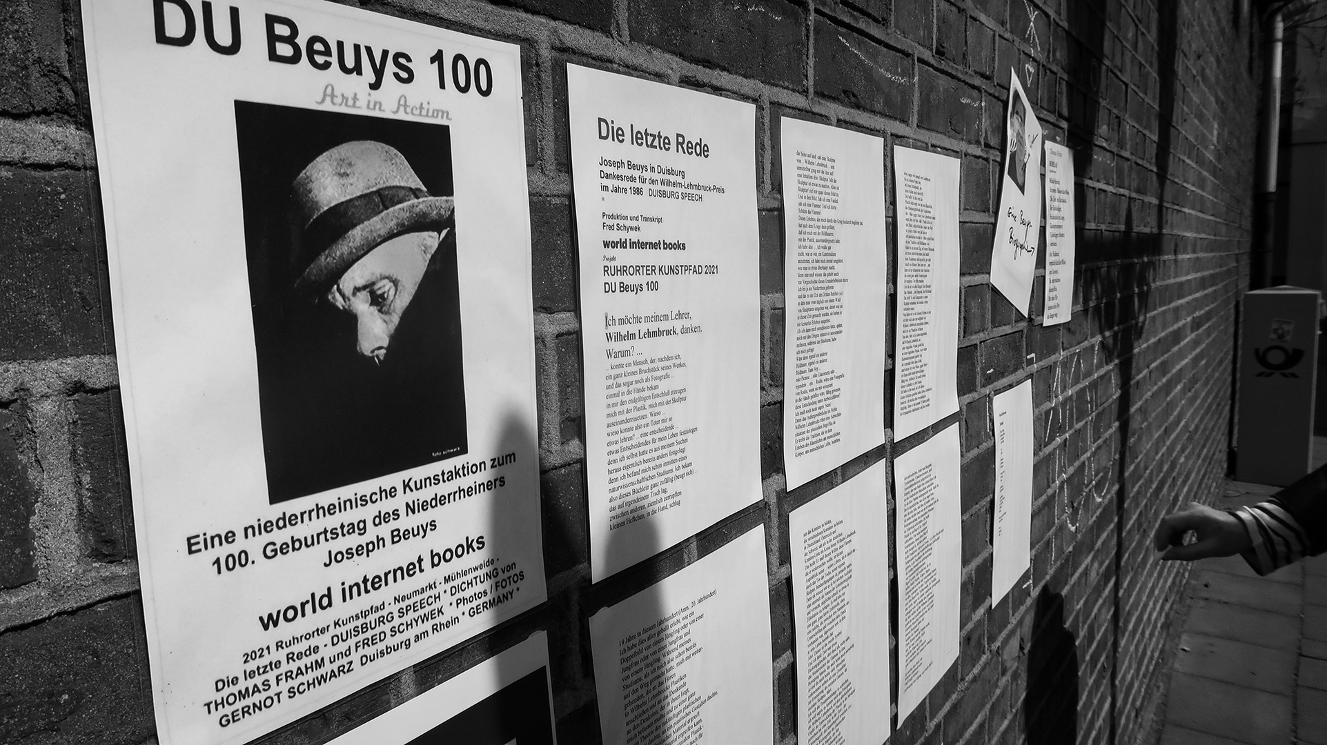 Beuys' 100. Geb., Ruhrohrt