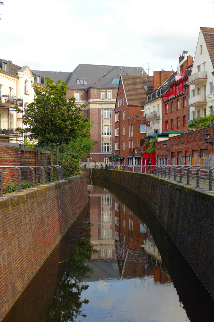 Bevor die Düssel in den Rhein mündet