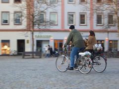 bewegter Radfahrer